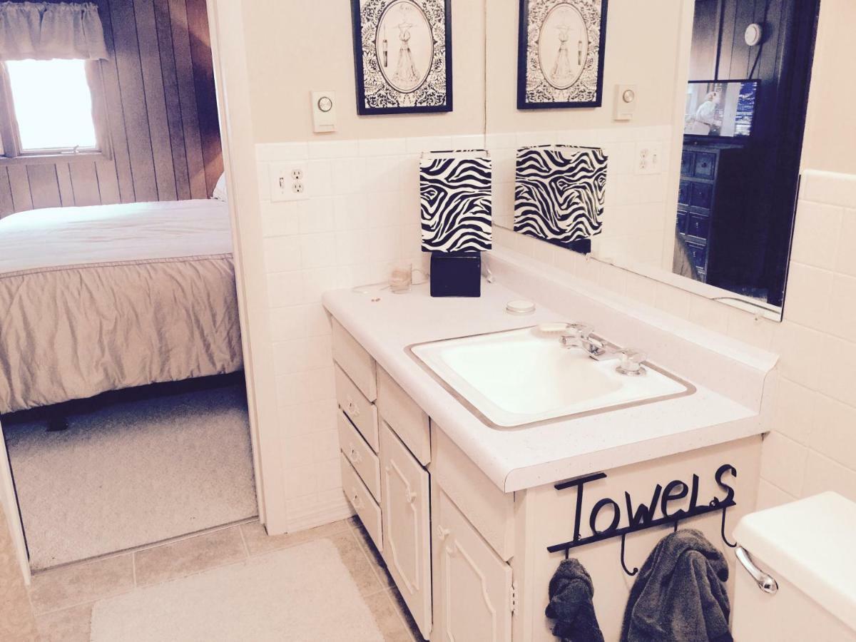 Galena Penthouse Overlooking Main Street With Free Off Street Parking Exterior foto
